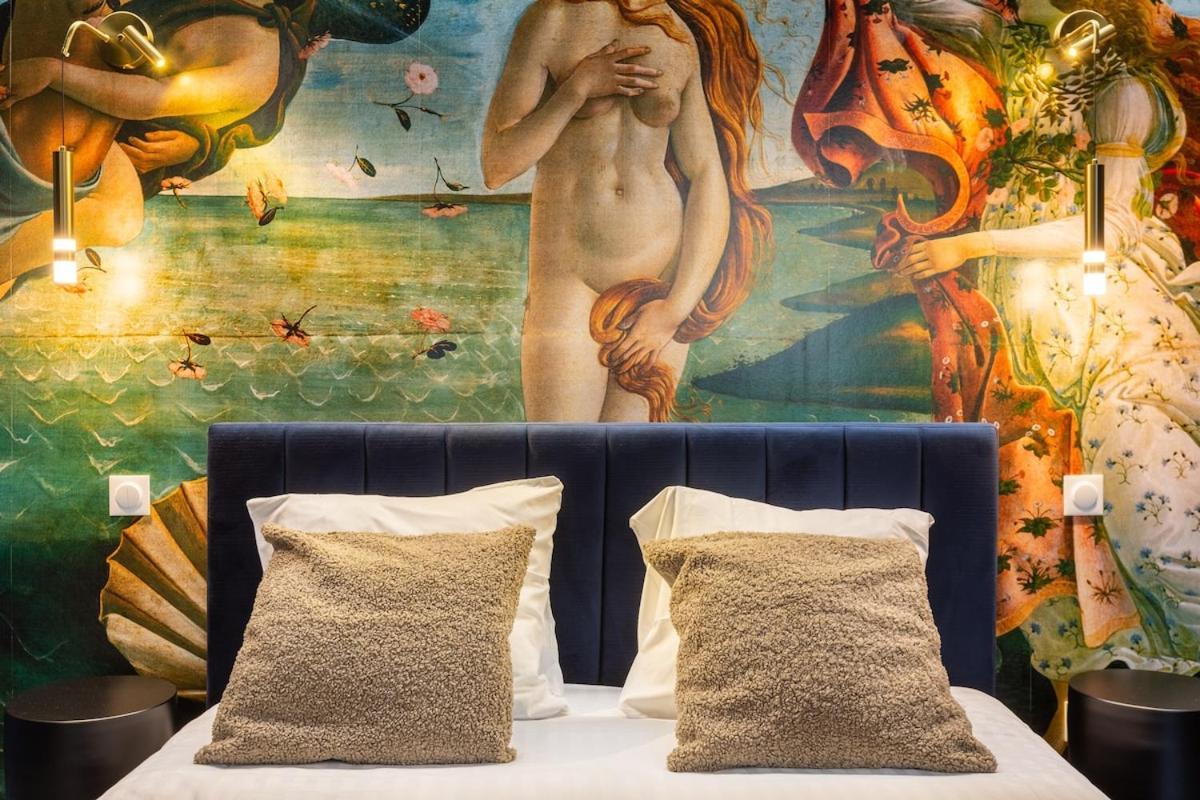 Arc De Triomphe Romantic Jacuzzi Saphir Parijs